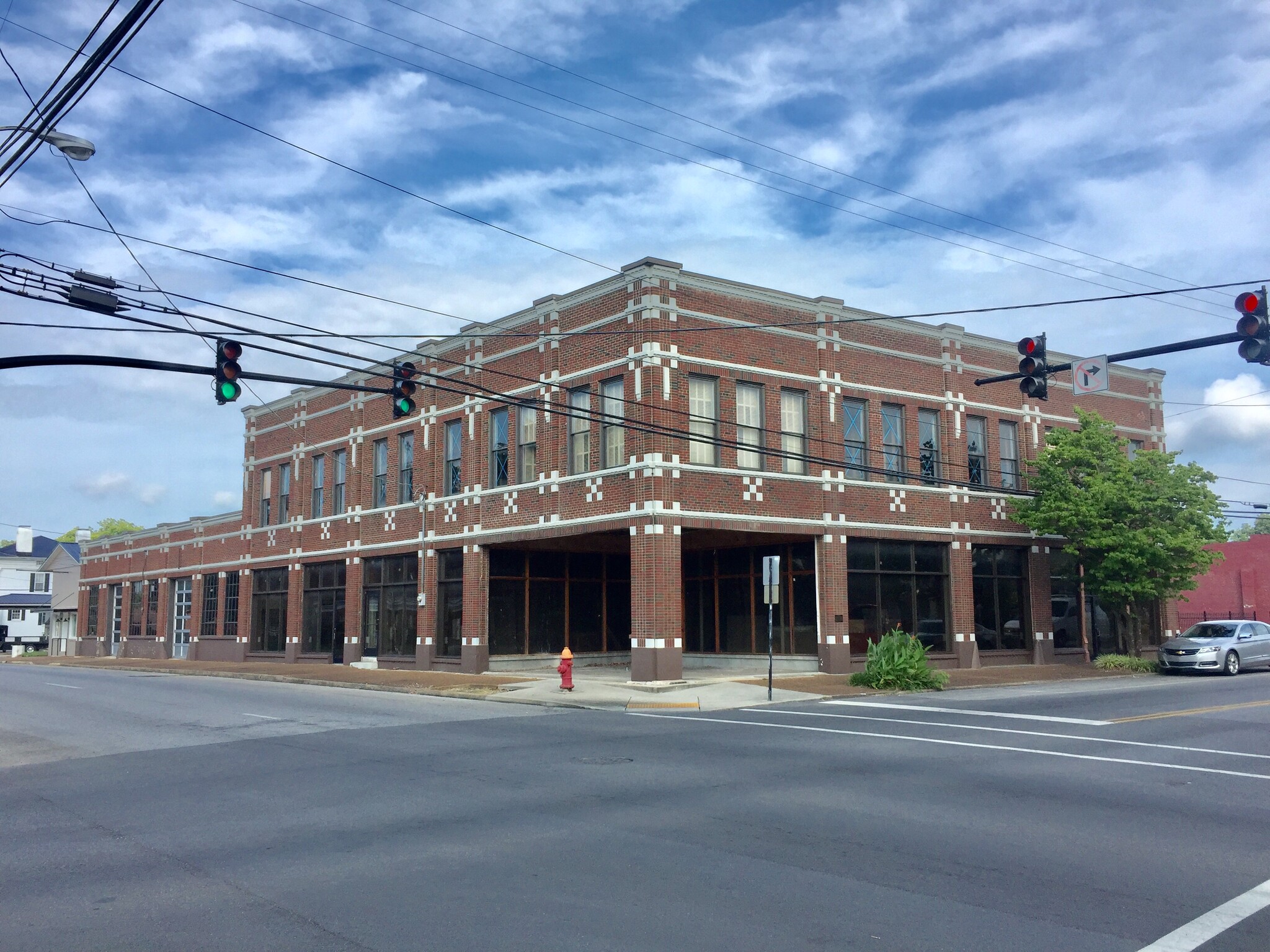 105 N High St, Winchester, TN for Rent