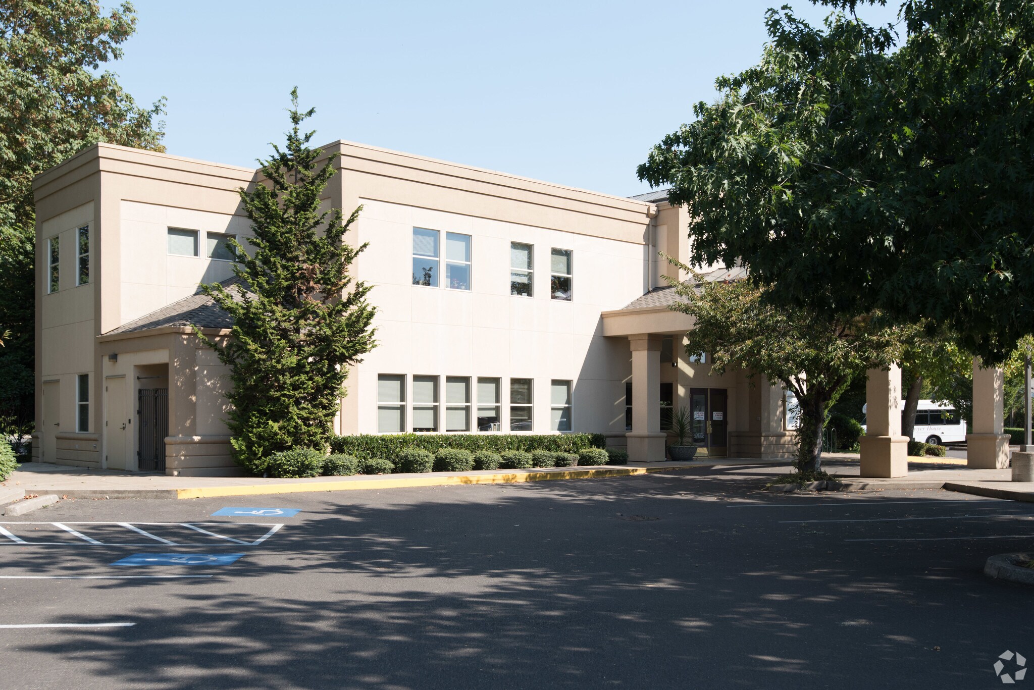 1125 Darlene Ln, Eugene, OR for Sale