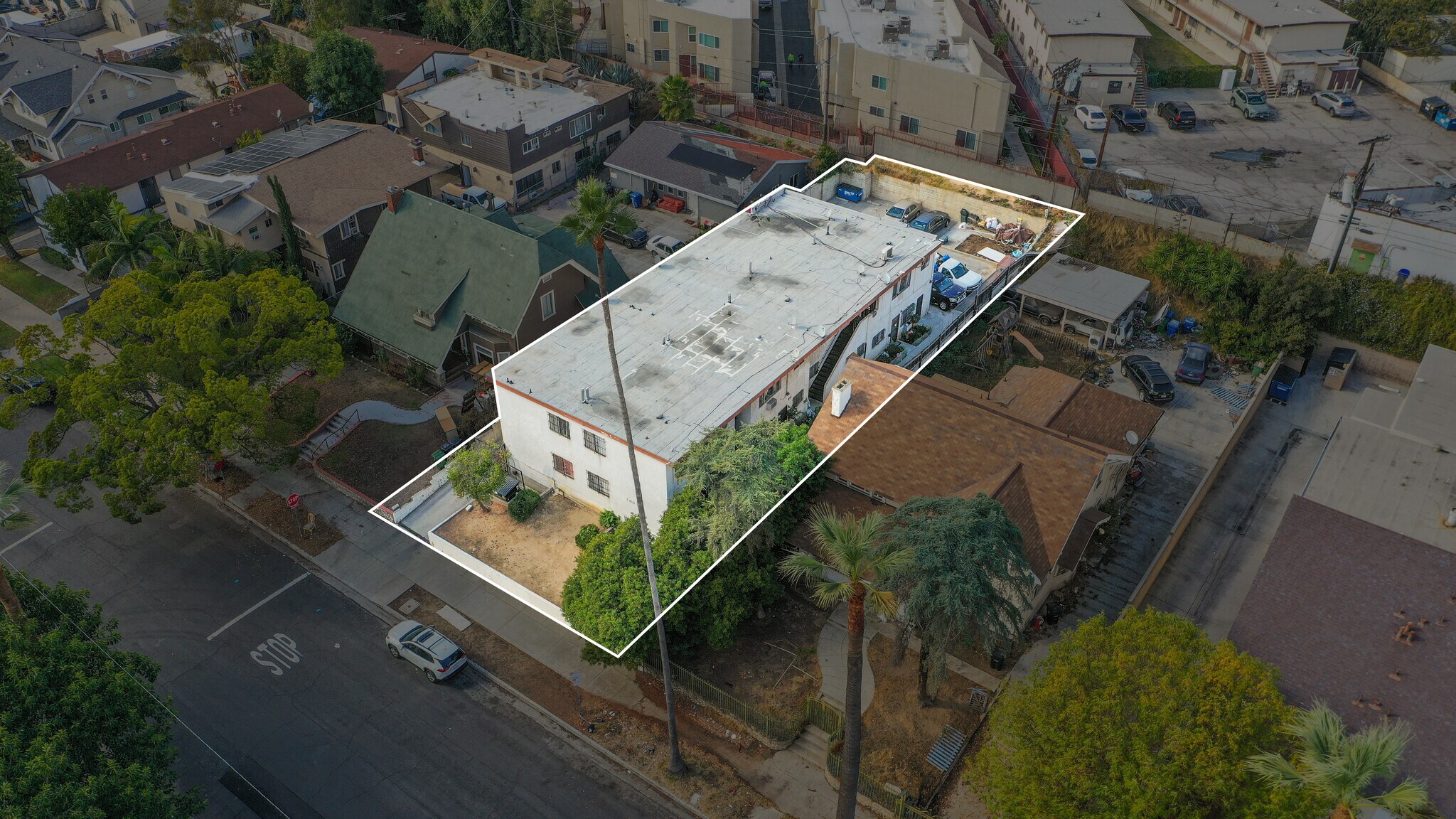 1953 S La Salle Ave Los Angeles, CA 90018 MultiFamily Property for