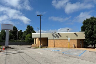 Yukon, OK Bank - 1330 S Cornwell Dr