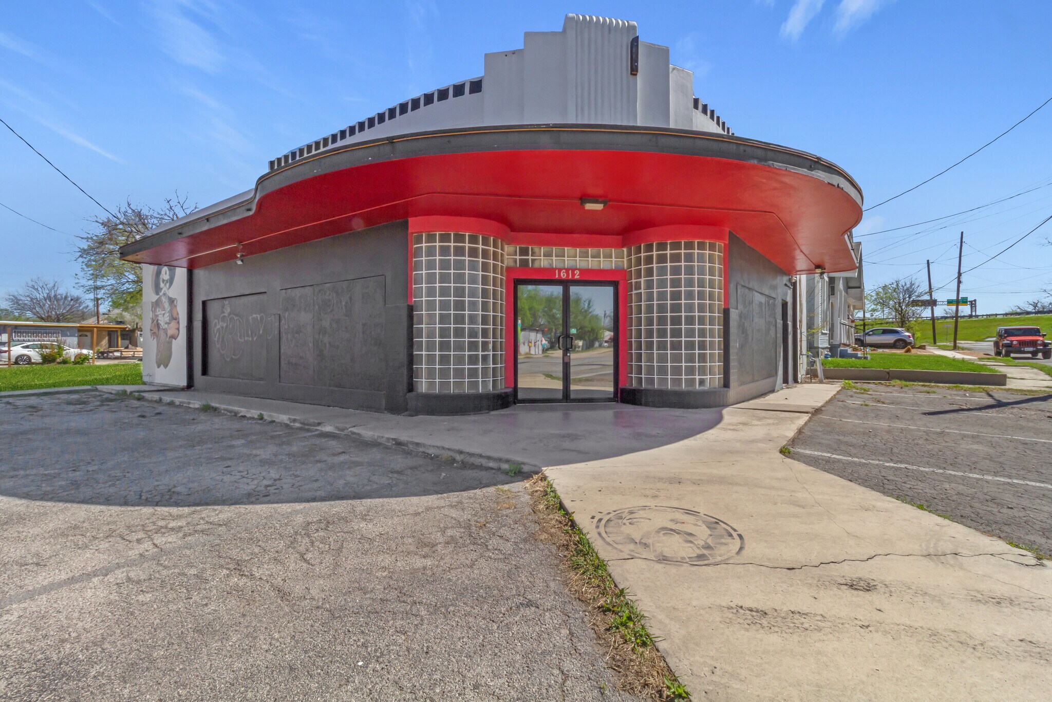 1612 S Hackberry St San Antonio, TX 78210 Retail Property for Lease