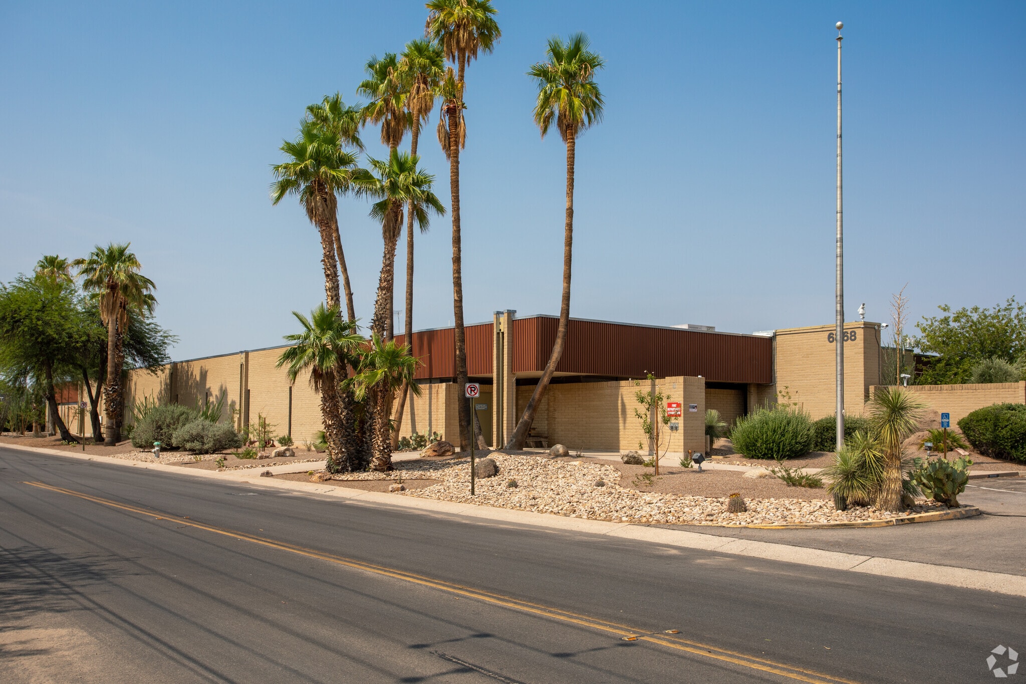 6868 S Plumer Ave, Tucson, AZ for Rent