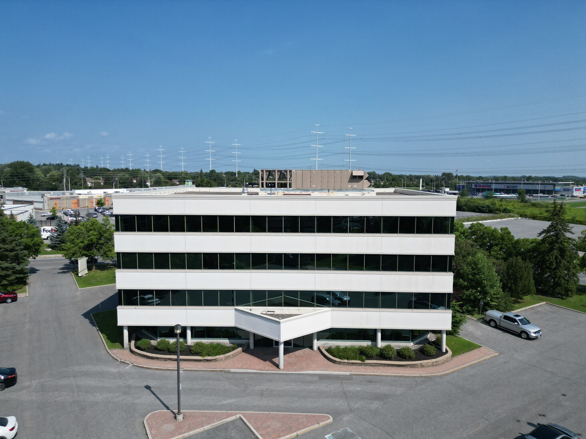 135 Michael Cowpland Dr, Ottawa, ON for Rent