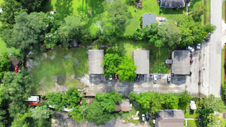 Houston, TX Apartments - 9211 N Green River Dr