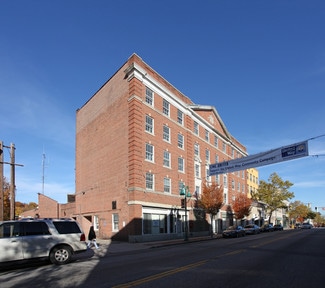 Willimantic, CT Apartments - 819-833 Main St
