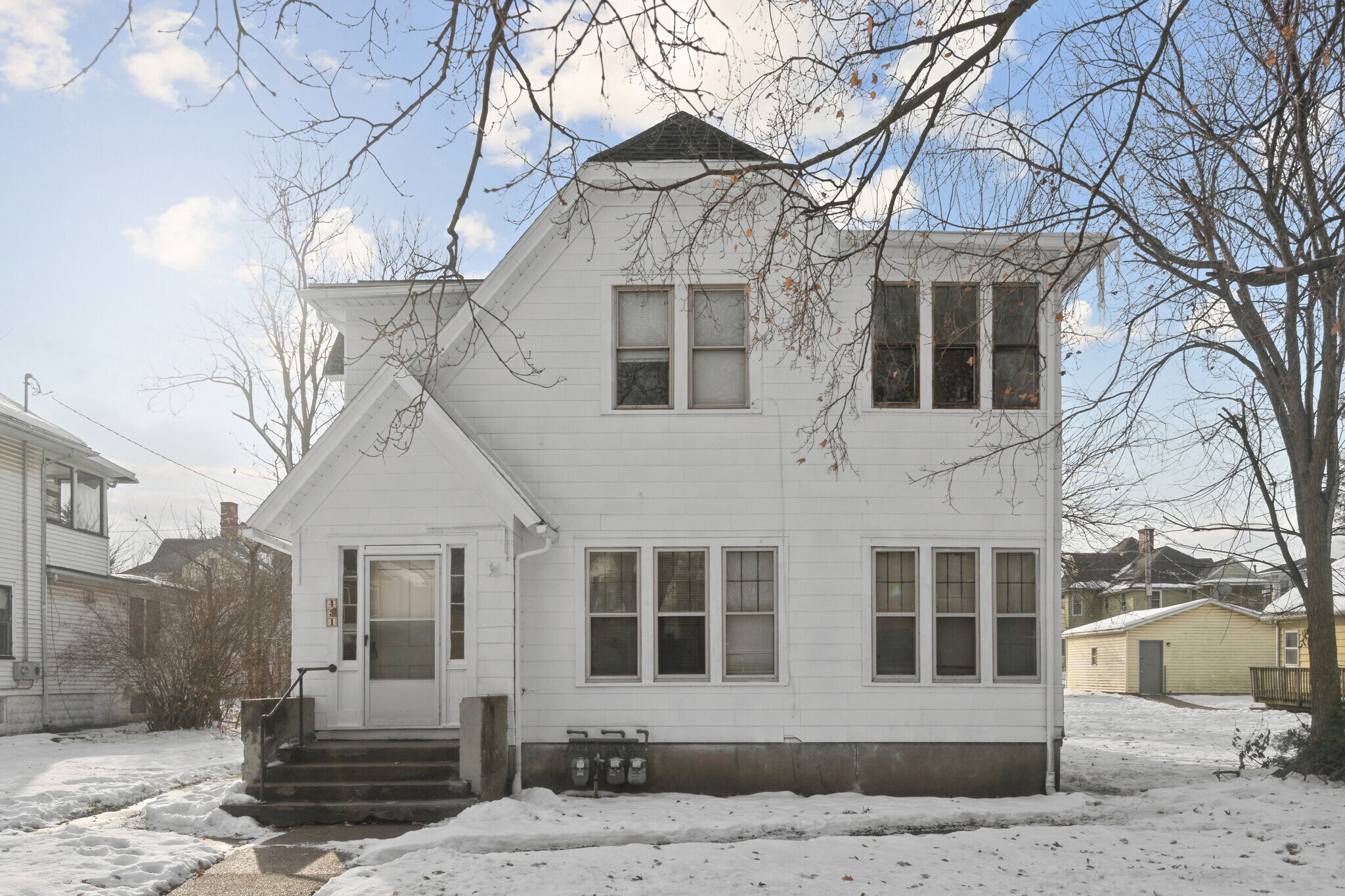 431 6th Ave S, Clinton, IA for Sale