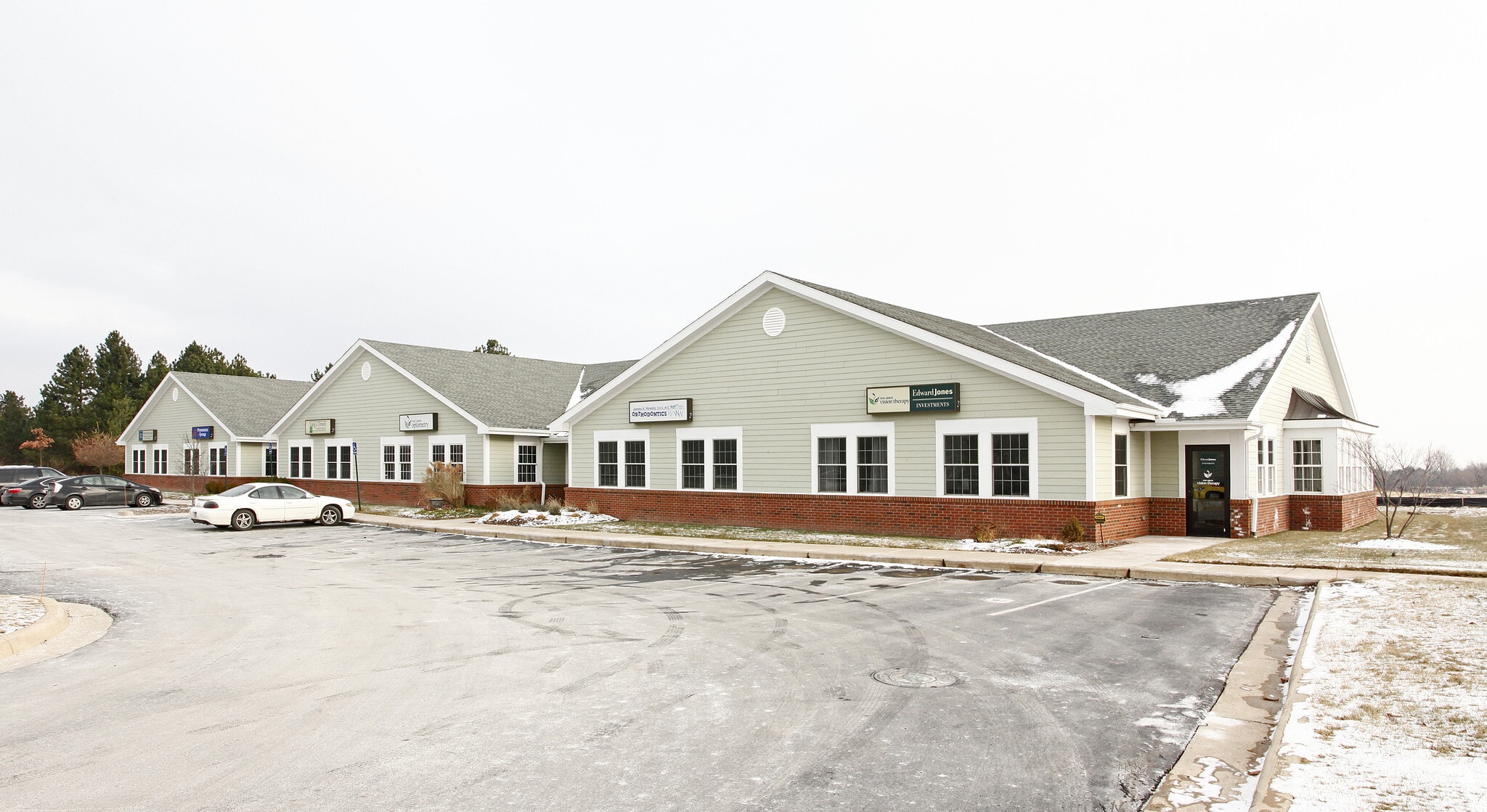 2433 Oak Valley Dr, Ann Arbor, MI for Sale