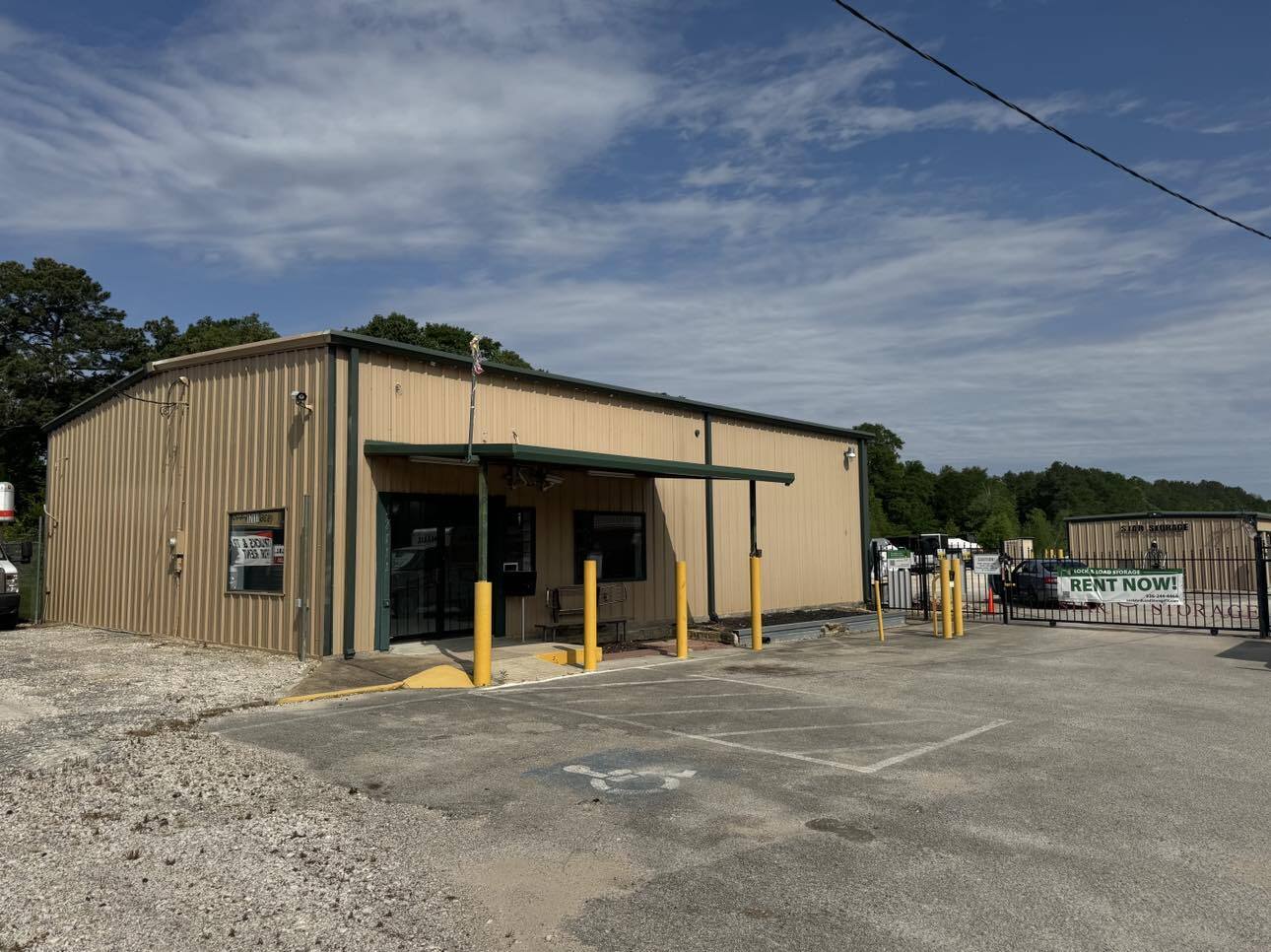 17111 Highway 242, Conroe, TX for Rent