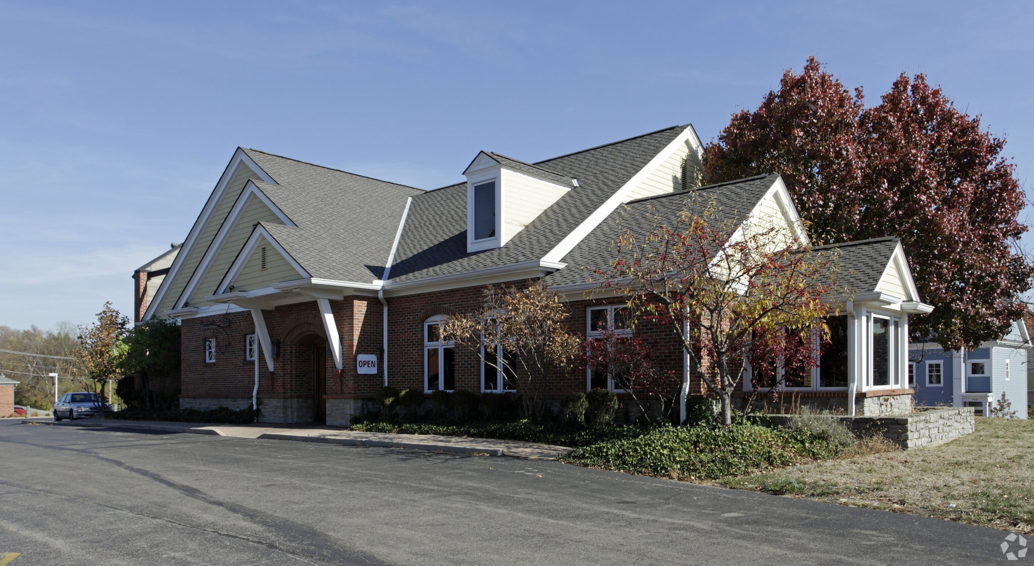 7880 Remington Rd, Cincinnati, OH for Sale