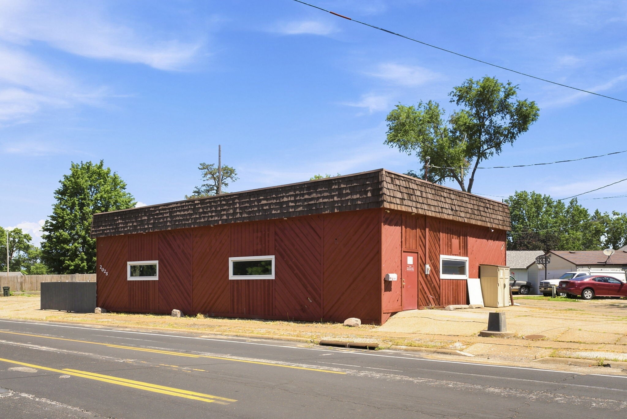 2025 Hickory Grove Rd, Davenport, IA for Sale
