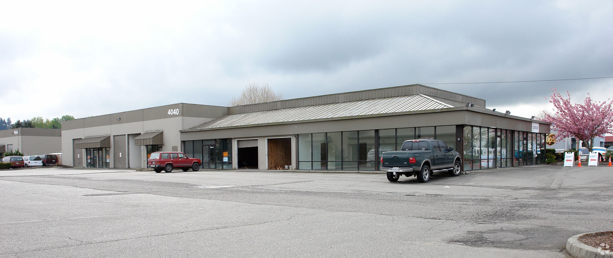 4058 Auburn Way N Auburn, WA 98002 Industrial Property for Sale on
