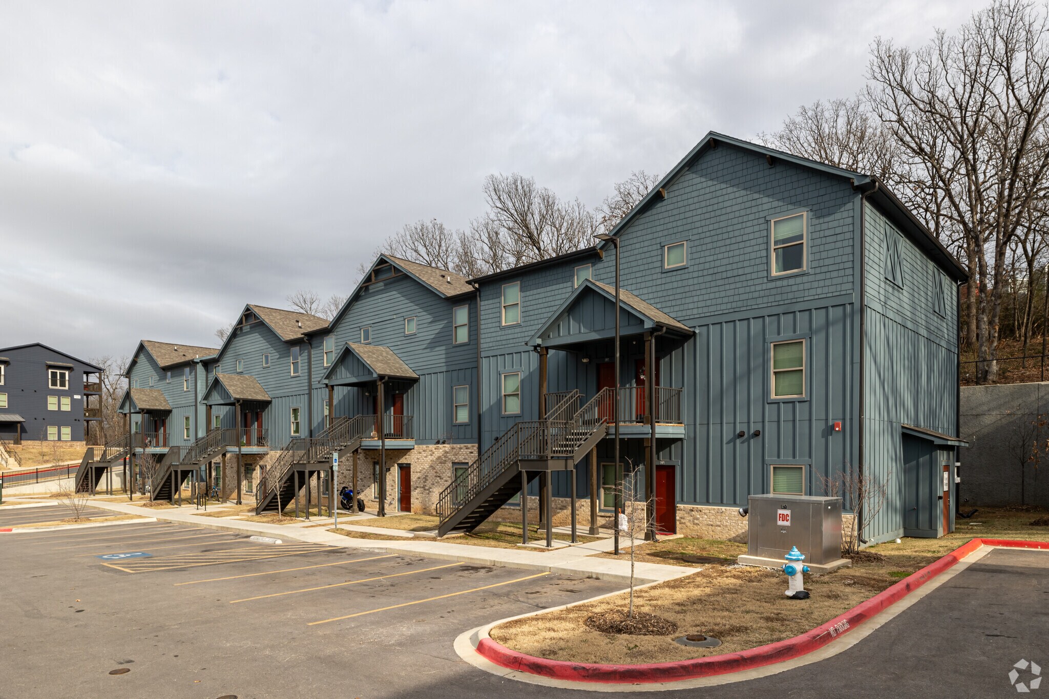1369 W Stadium Dr, Fayetteville, AR for Rent