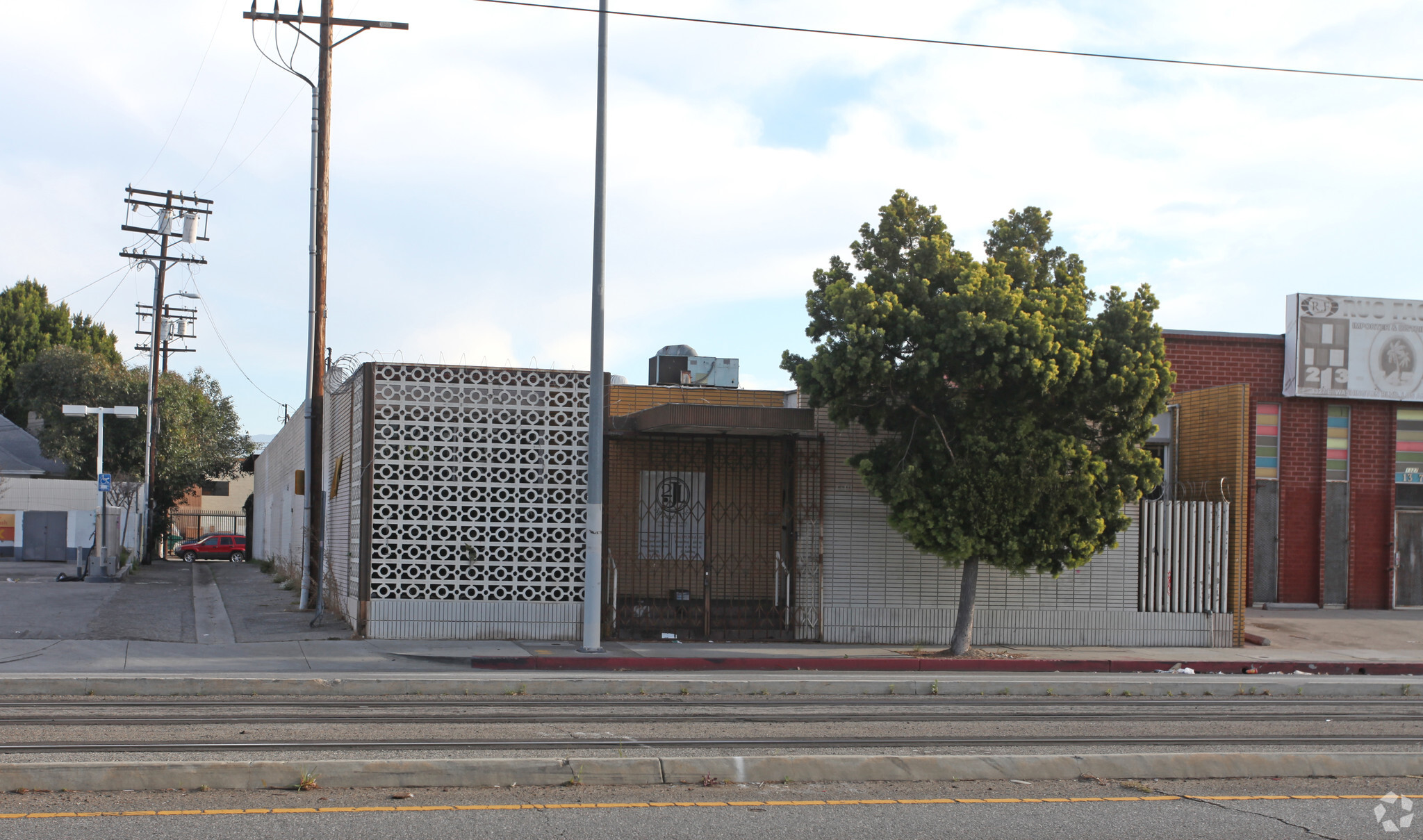 1319 E Washington Blvd, Los Angeles, CA for Rent