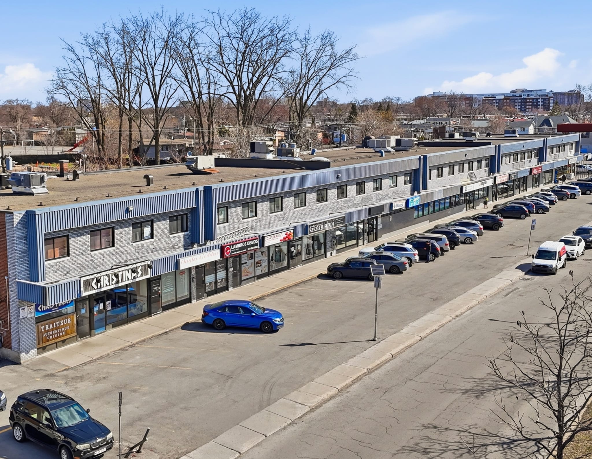 4309-4367 Boul Notre-Dame, Laval, QC for Rent