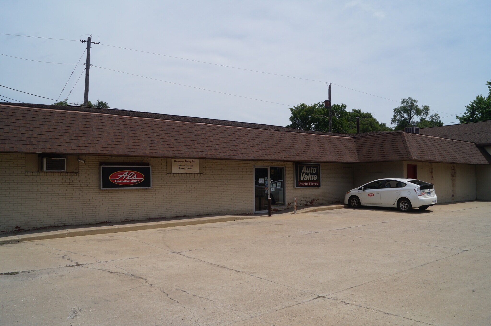 2512 Nameoki Rd, Granite City, IL for Sale