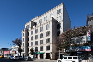 Flushing, NY Retail - 135-17 Northern Blvd