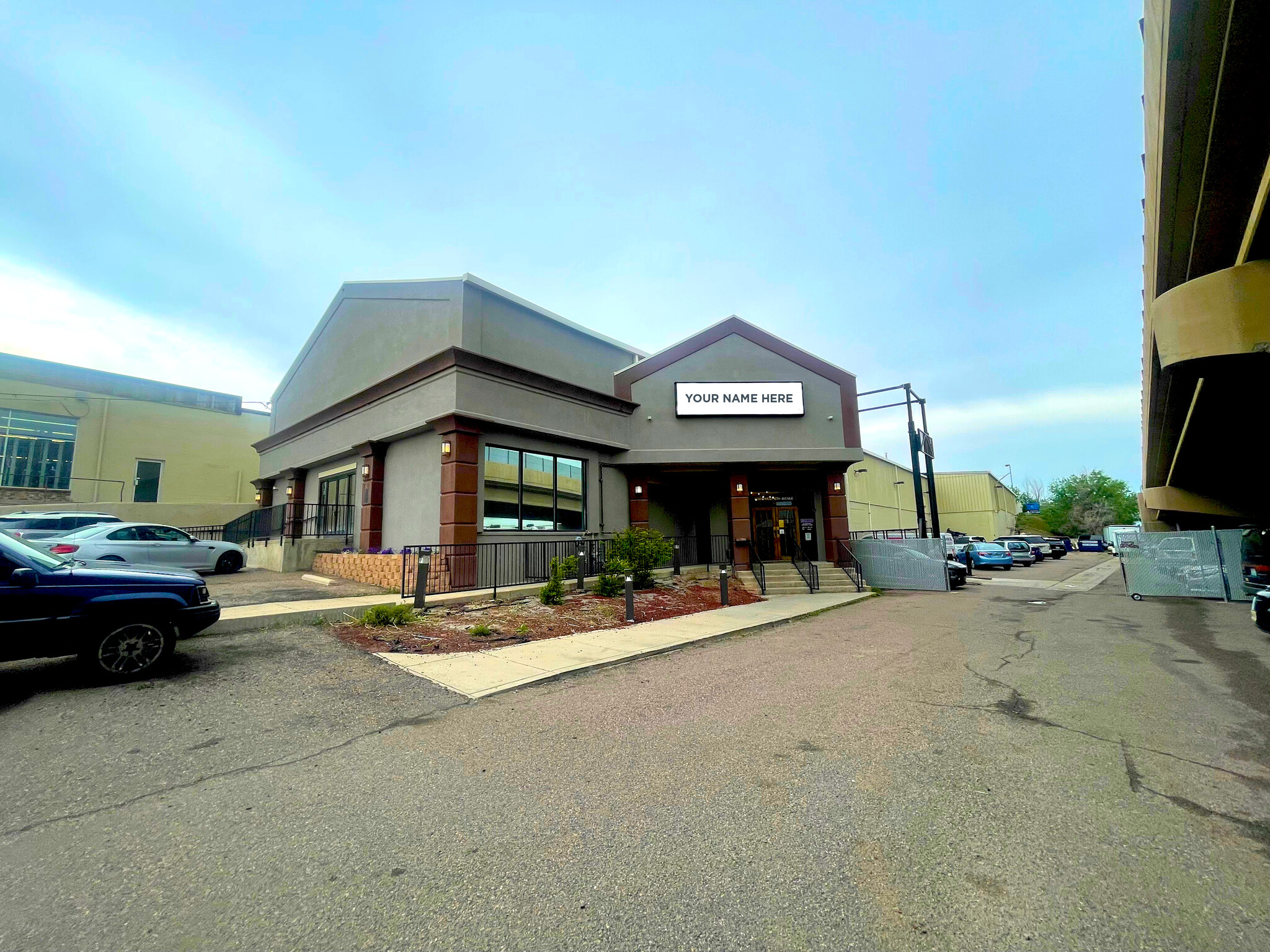11305 W 6th Ave, Lakewood, CO for Sale