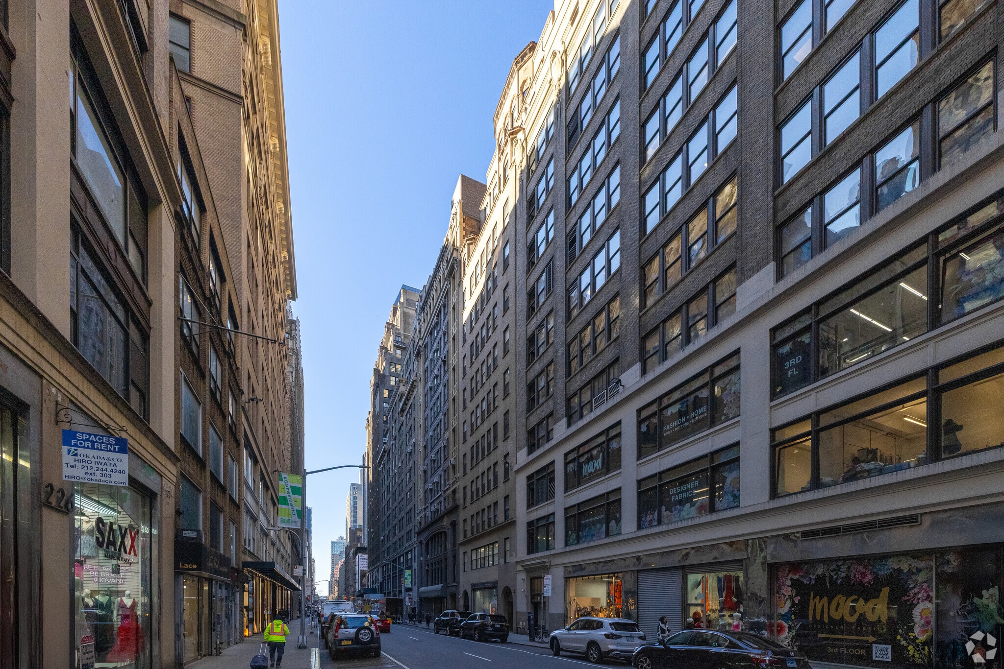 237 W 37th St, New York, NY for Rent