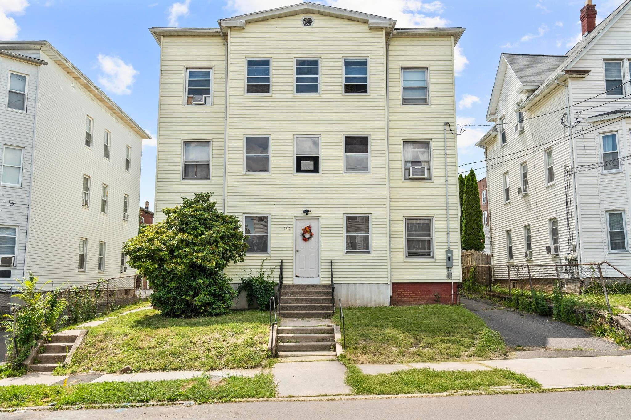 164 Grove St, New Britain, CT for Sale