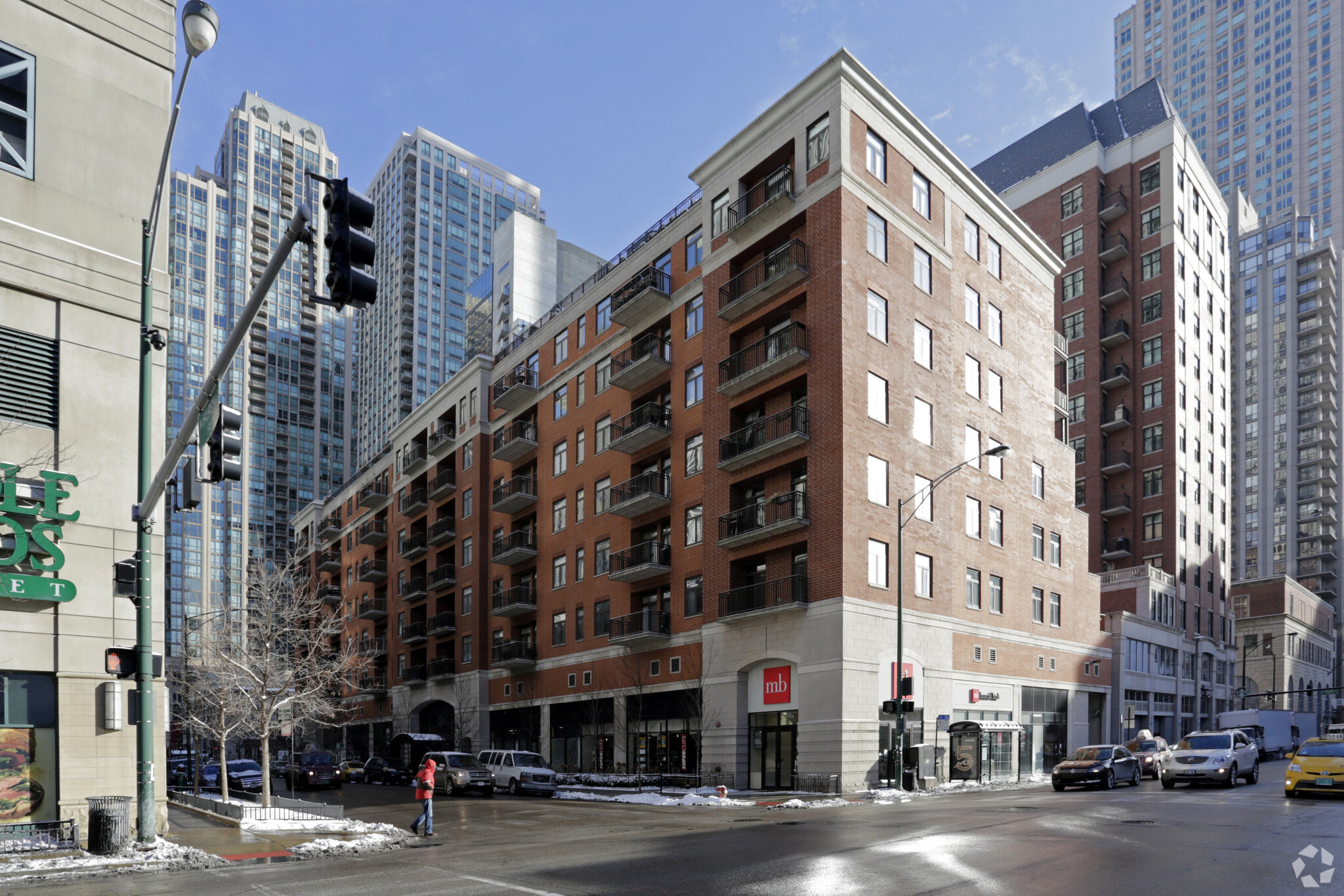 33 W Huron St, Chicago, IL for Rent