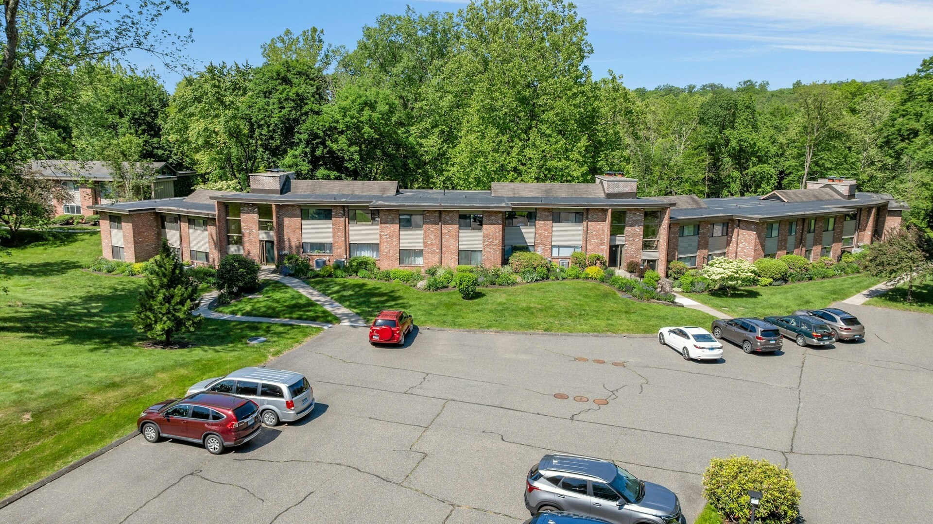 1038-1056 Main St S, Woodbury, CT for Sale