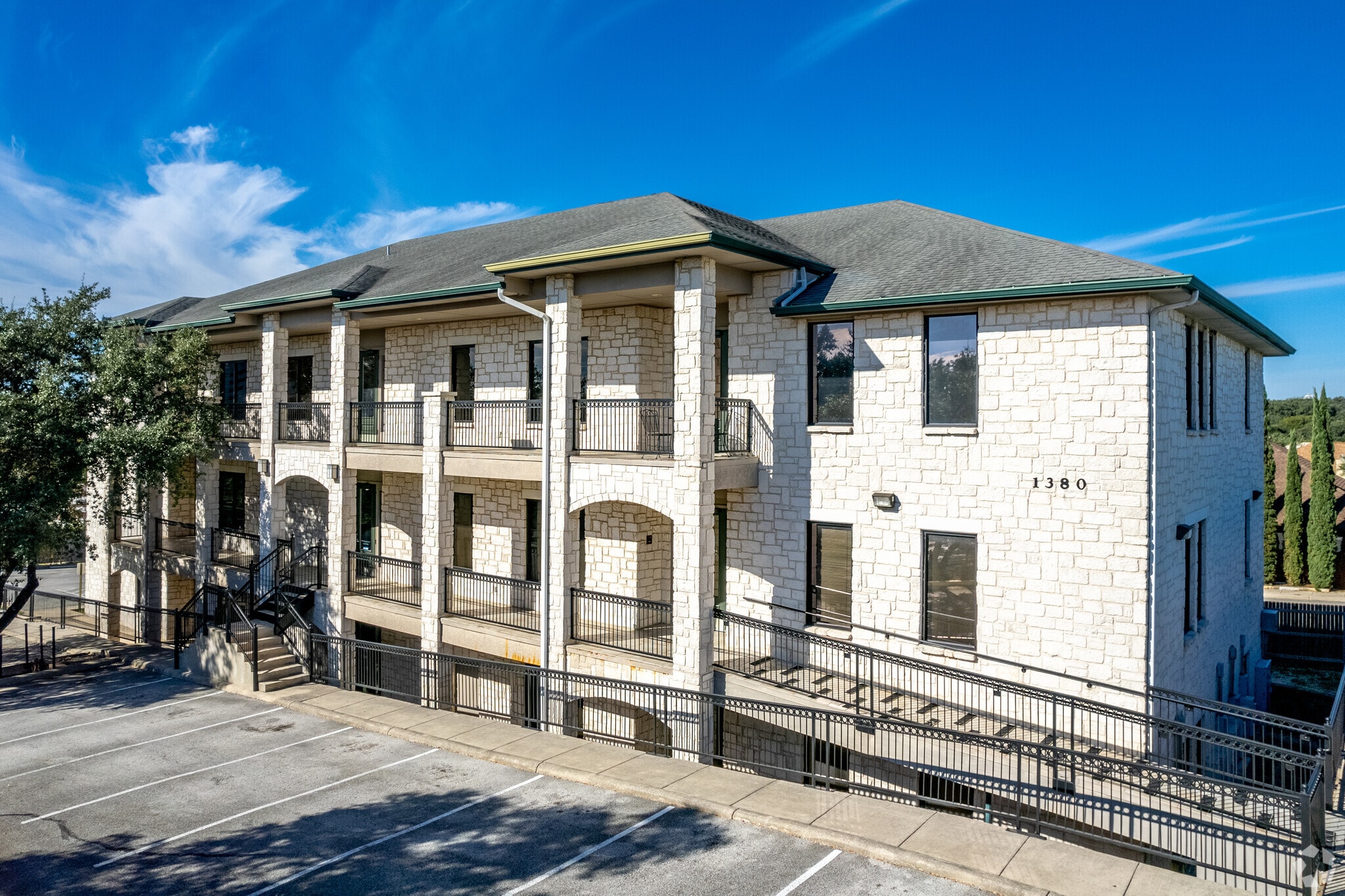 1380 Pantheon Way, San Antonio, TX for Rent