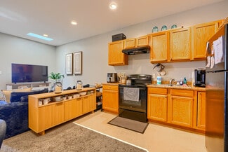 21-Unit Unit Mixed Portfolio in East Bal