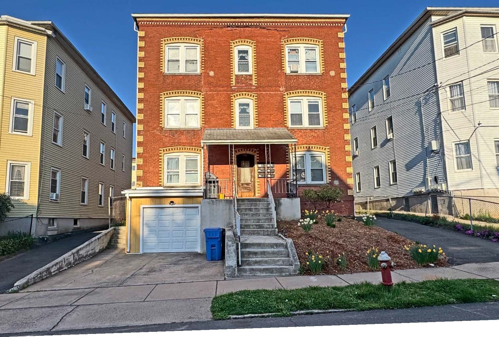 146-148 Grove St, New Britain, CT for Sale