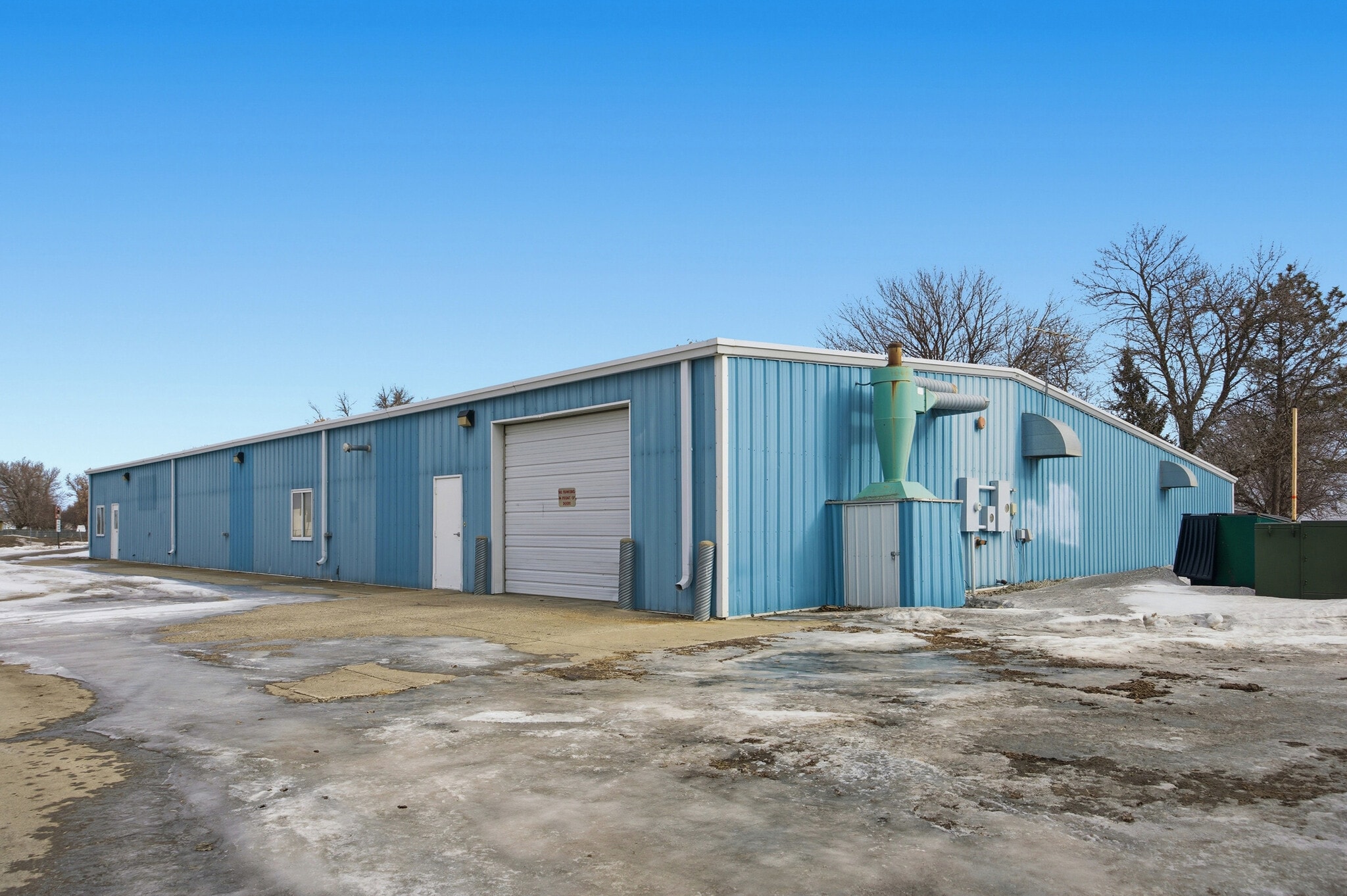 217 Meridian Rd, Mapleton, ND for Rent