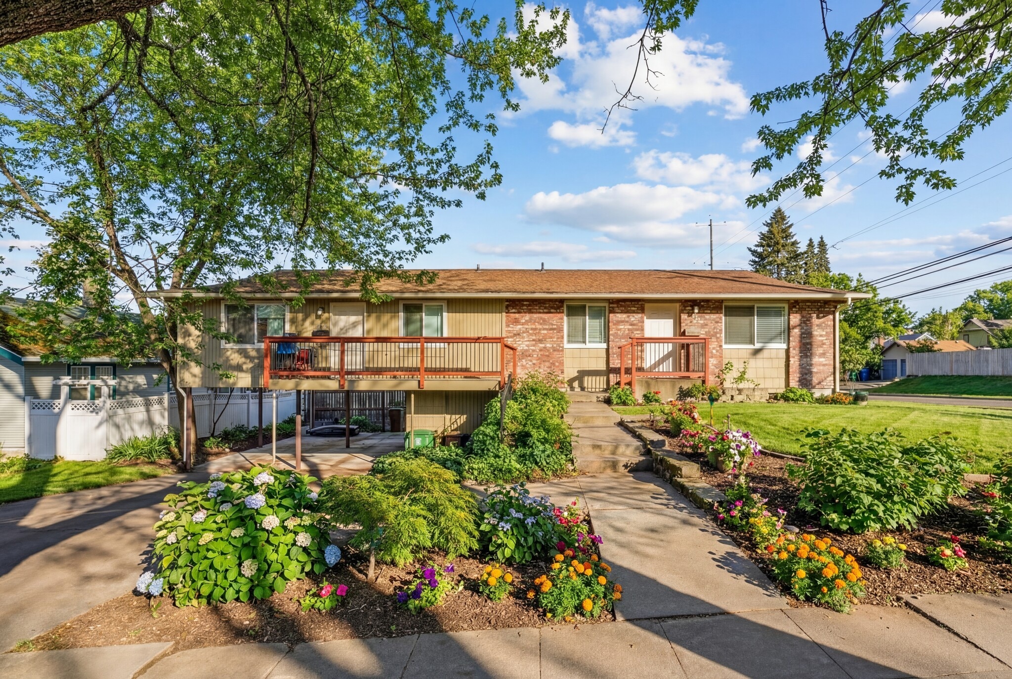 1723 E 13th Ave, Spokane, WA for Sale