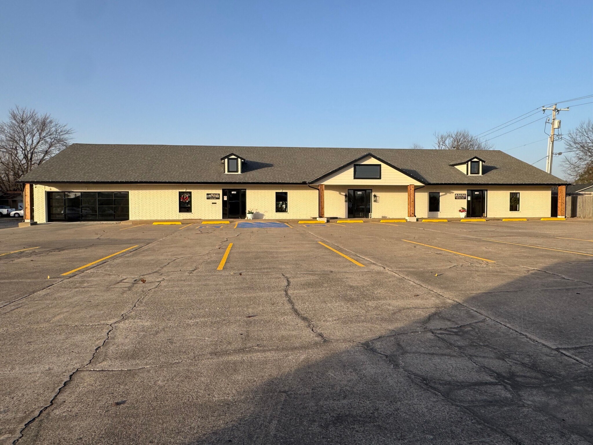 719 E 141st St, Glenpool, OK for Rent