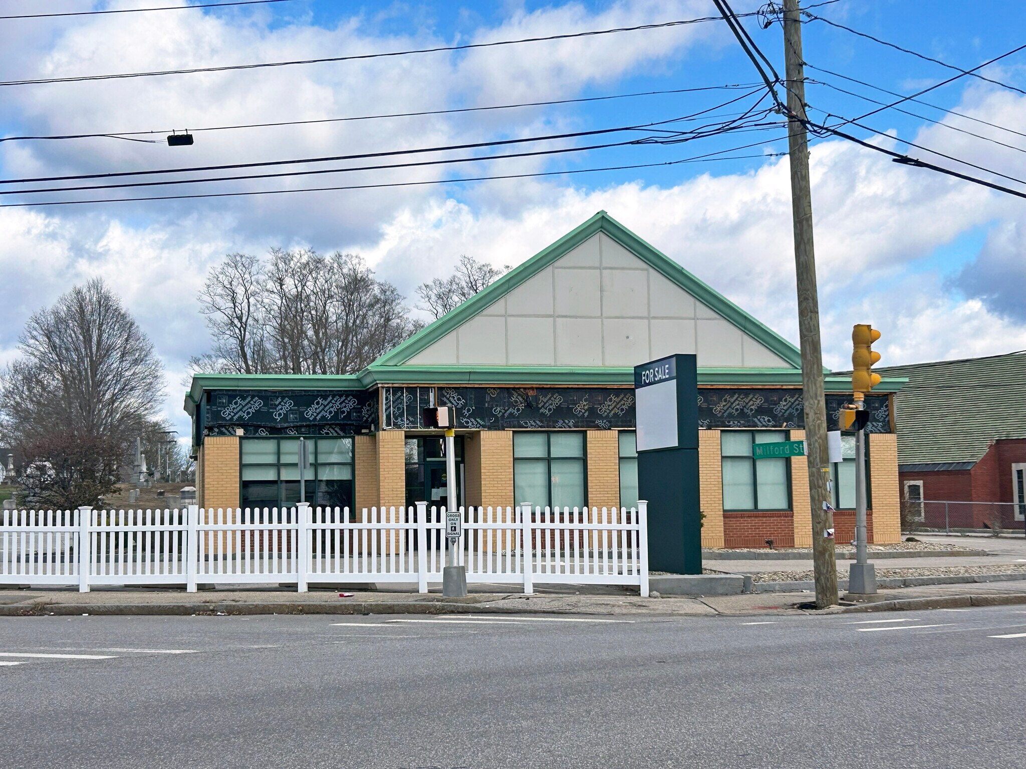293 S Main St, Manchester, NH for Sale