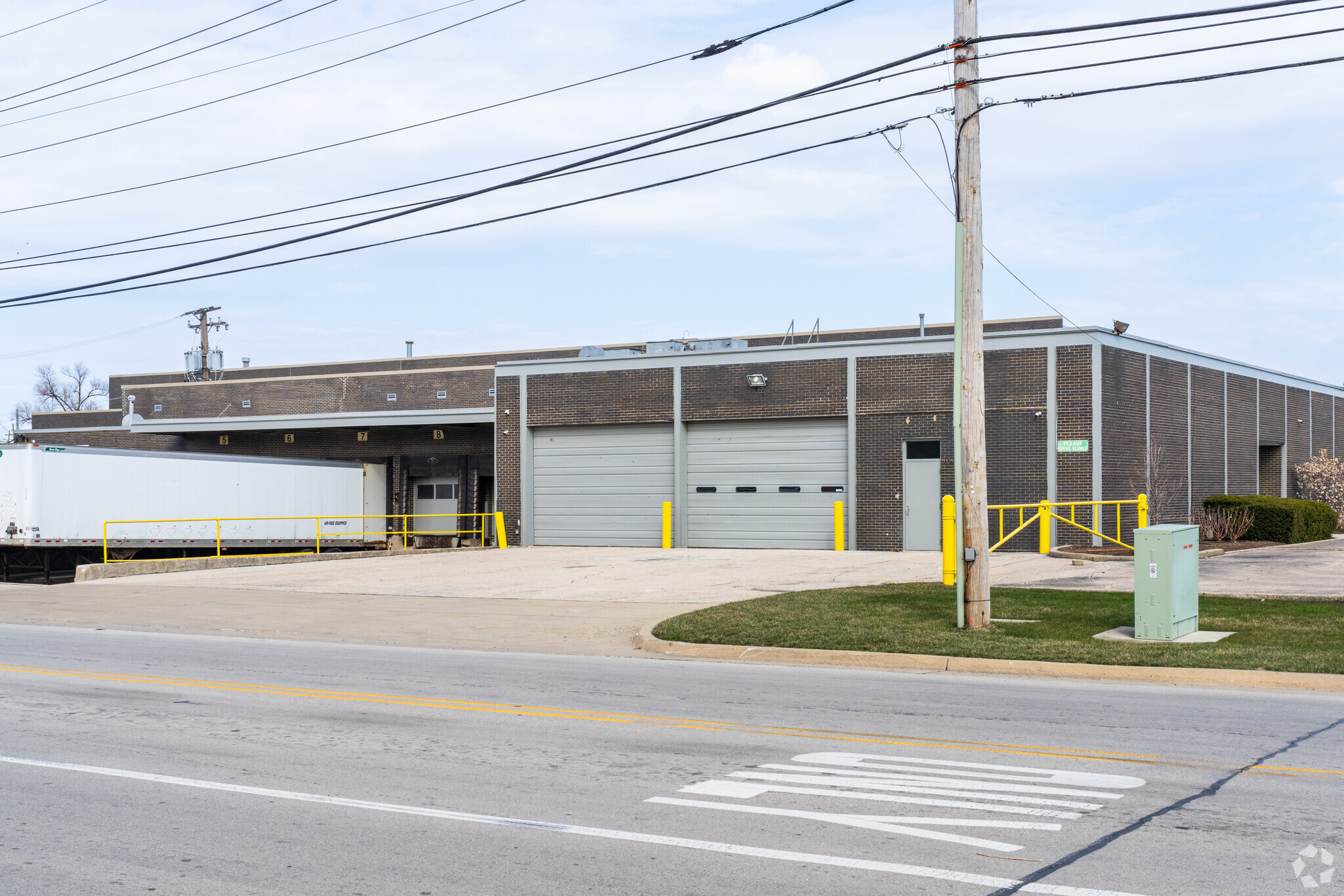 10740 W Grand Ave, Franklin Park, IL for Rent