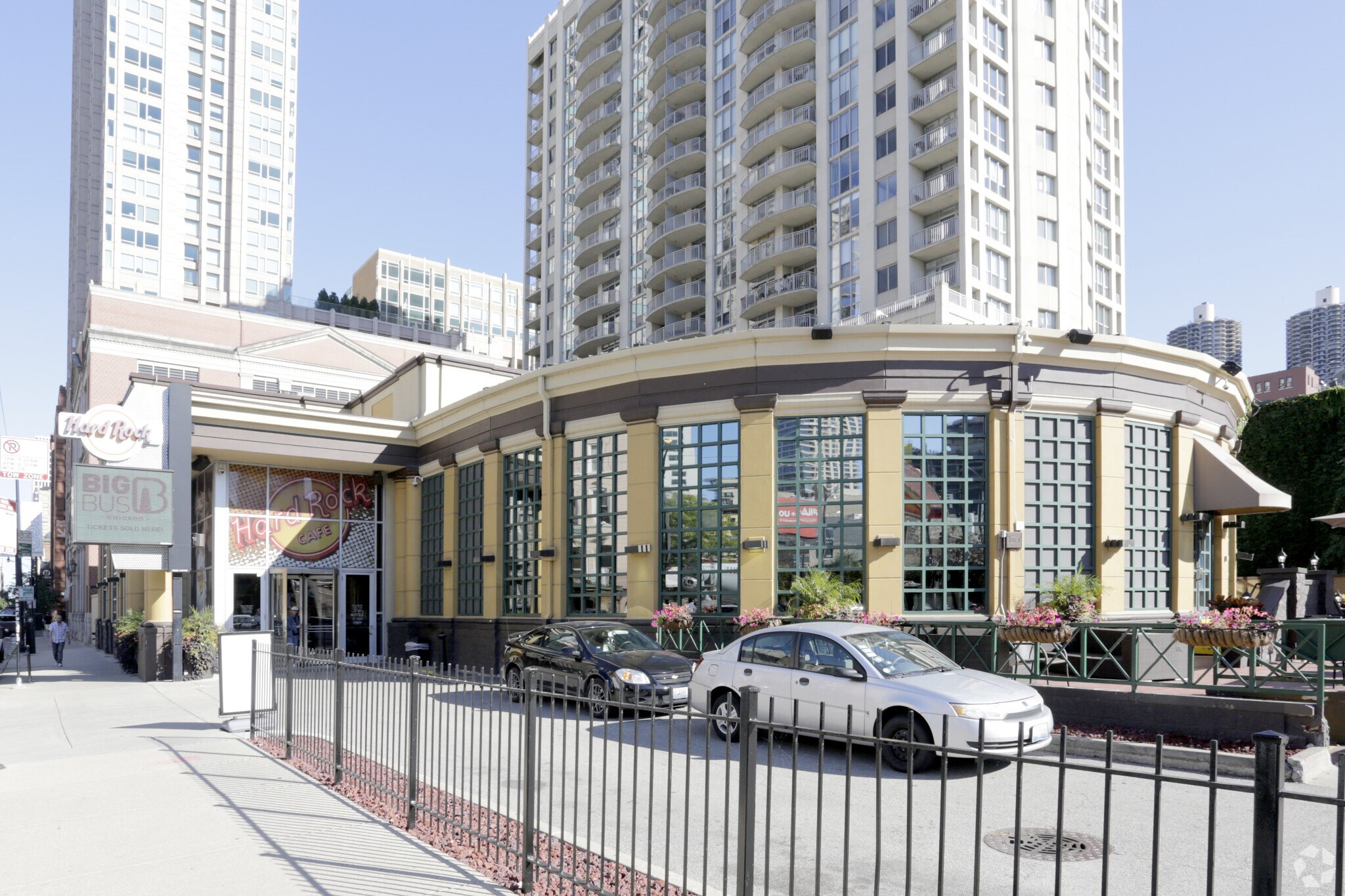 63 W Ontario St, Chicago, IL for Rent