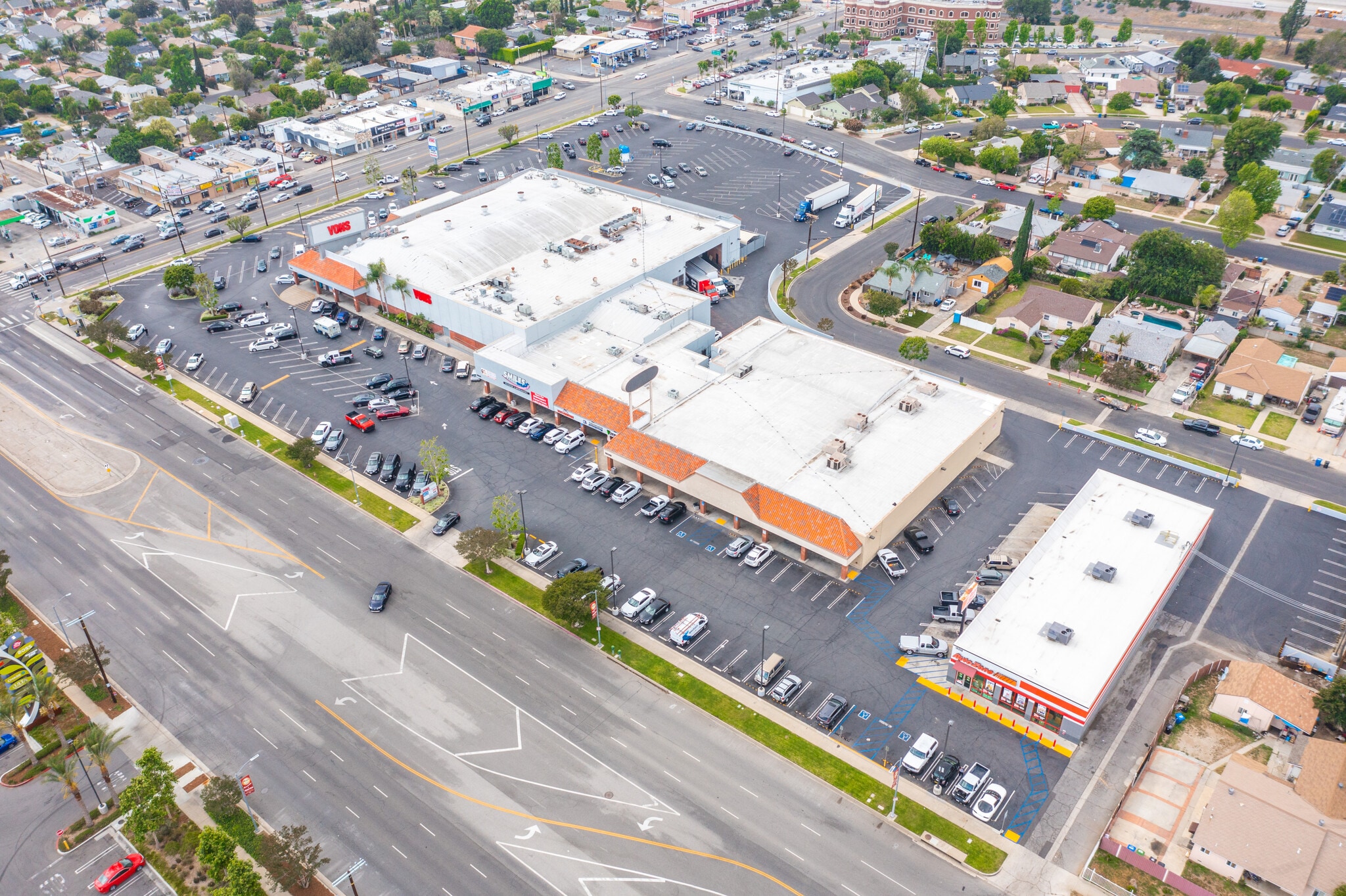 10311-10359 Sepulveda Blvd, Mission Hills, CA for Rent