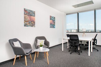 Saint-leonard, QC Coworking Space - 5965-5995 Boul Des Grandes-Prairies