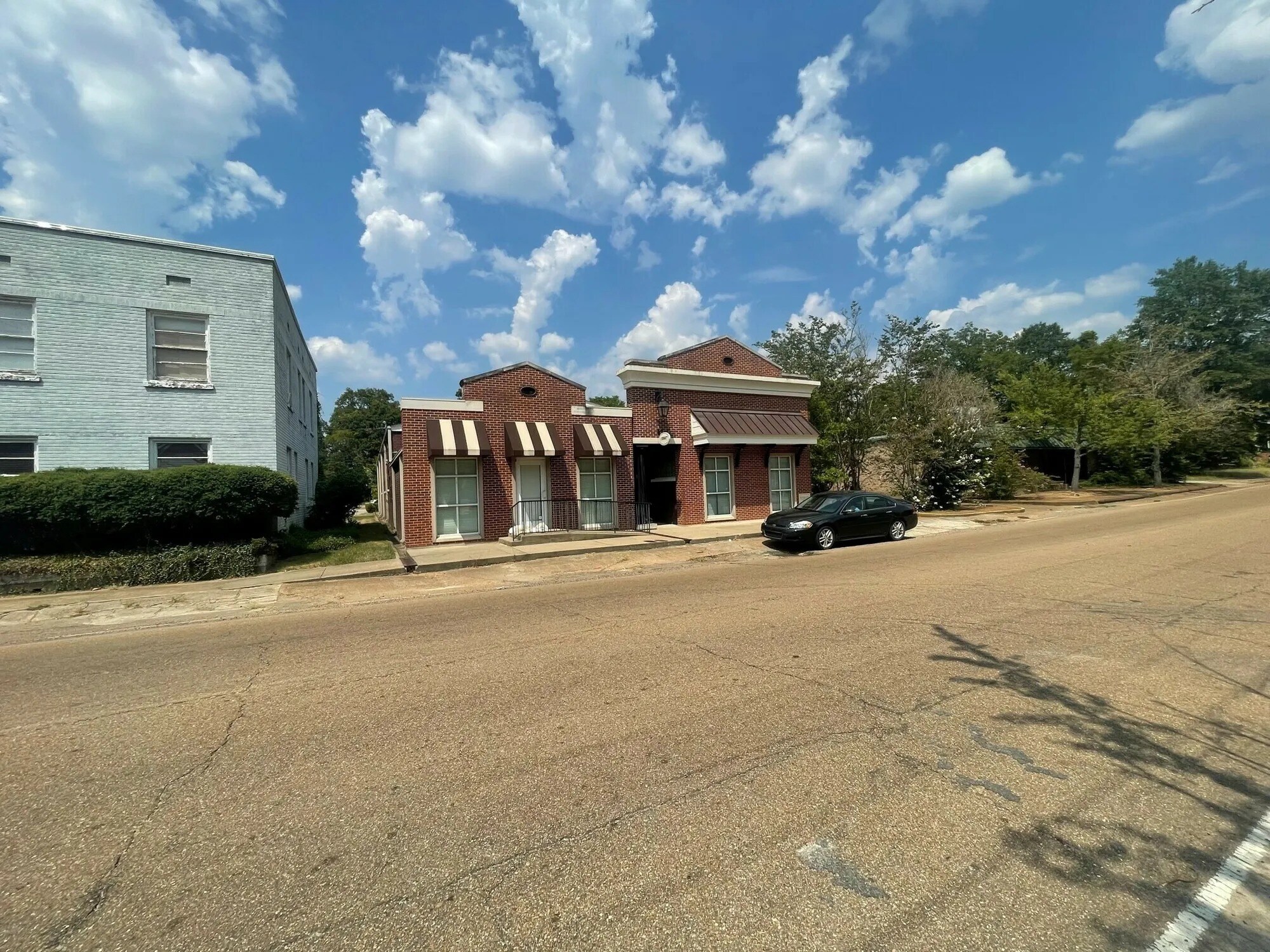 151 E Center St, Canton, MS for Sale