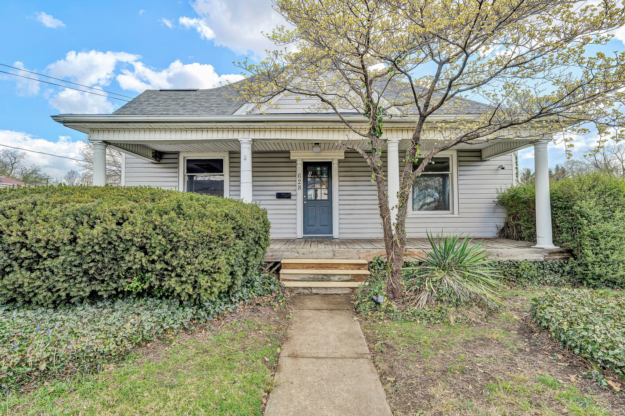 628 S Colorado St, Salem, VA for Sale