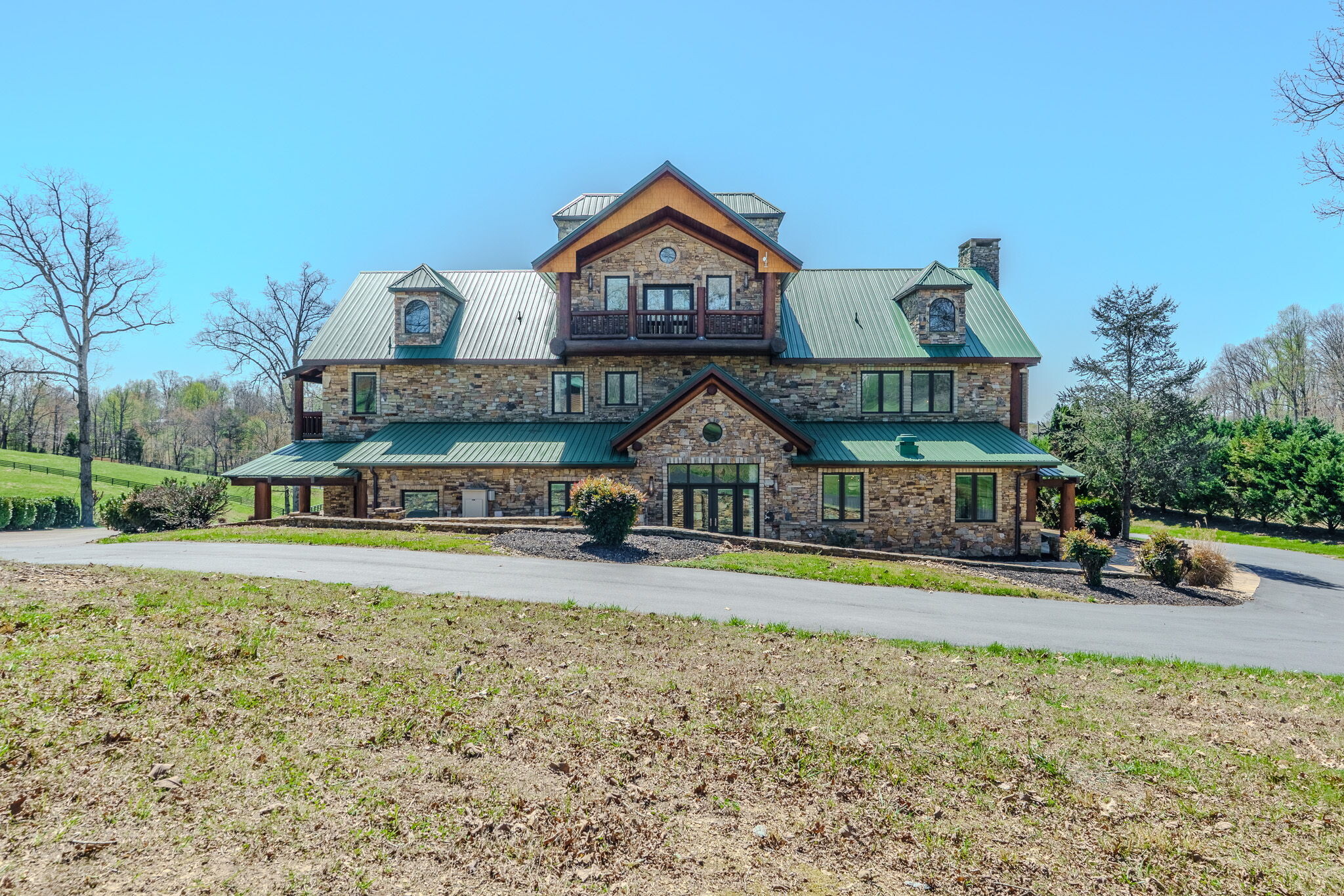 6720 Erie Rd, Sweetwater, TN for Sale