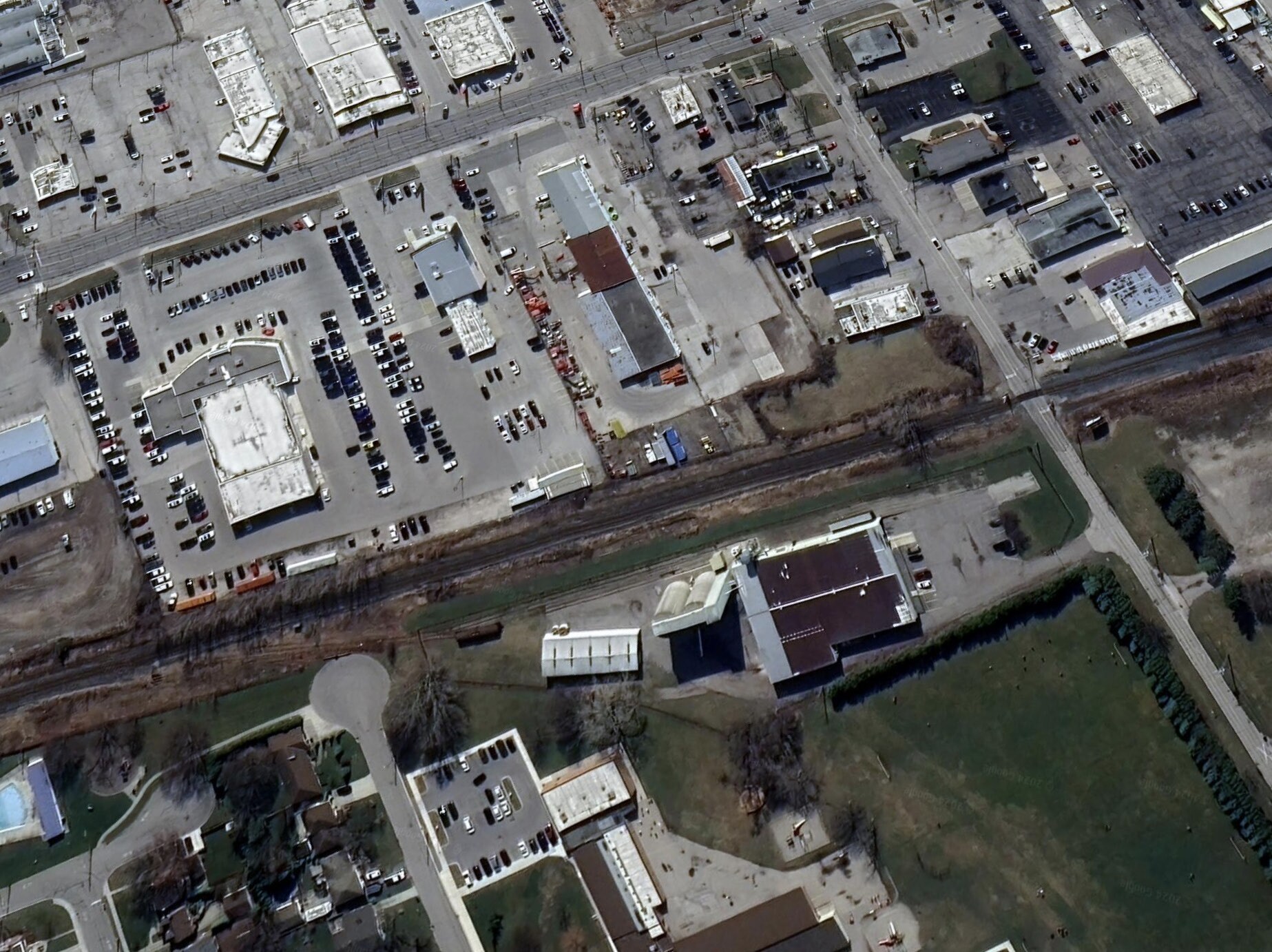 291-303 Merritt Ave, Chatham, ON for Sale