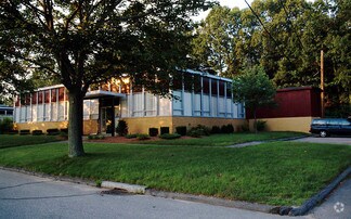 15 Erie Dr