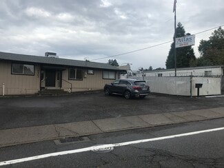 Milwaukie, OR Industrial - 4403 SE Roethe Rd