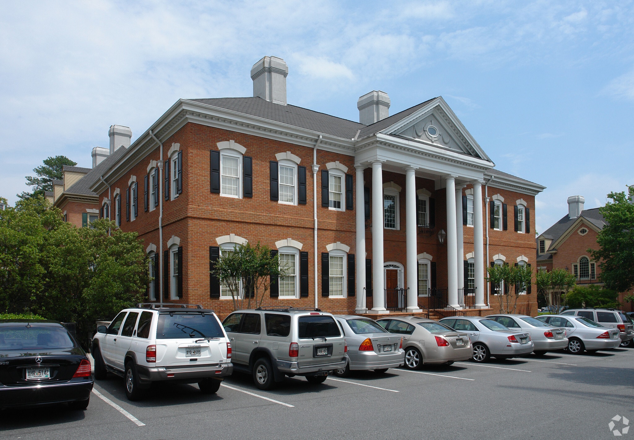 2911 Piedmont Rd NE, Atlanta, GA for Sale