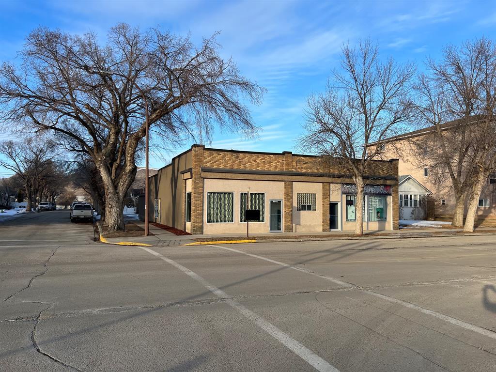 120 3 Av E, Drumheller, AB for Rent