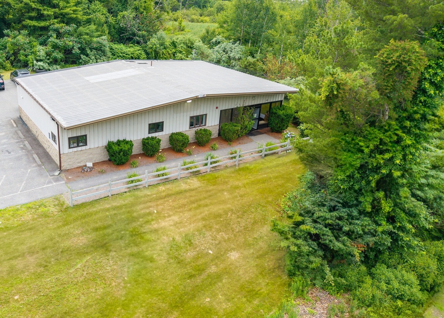 1 Beverly Dr, Sterling, MA for Sale