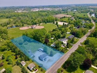 Saukville, WI Retail - 3172 N Riverside Dr