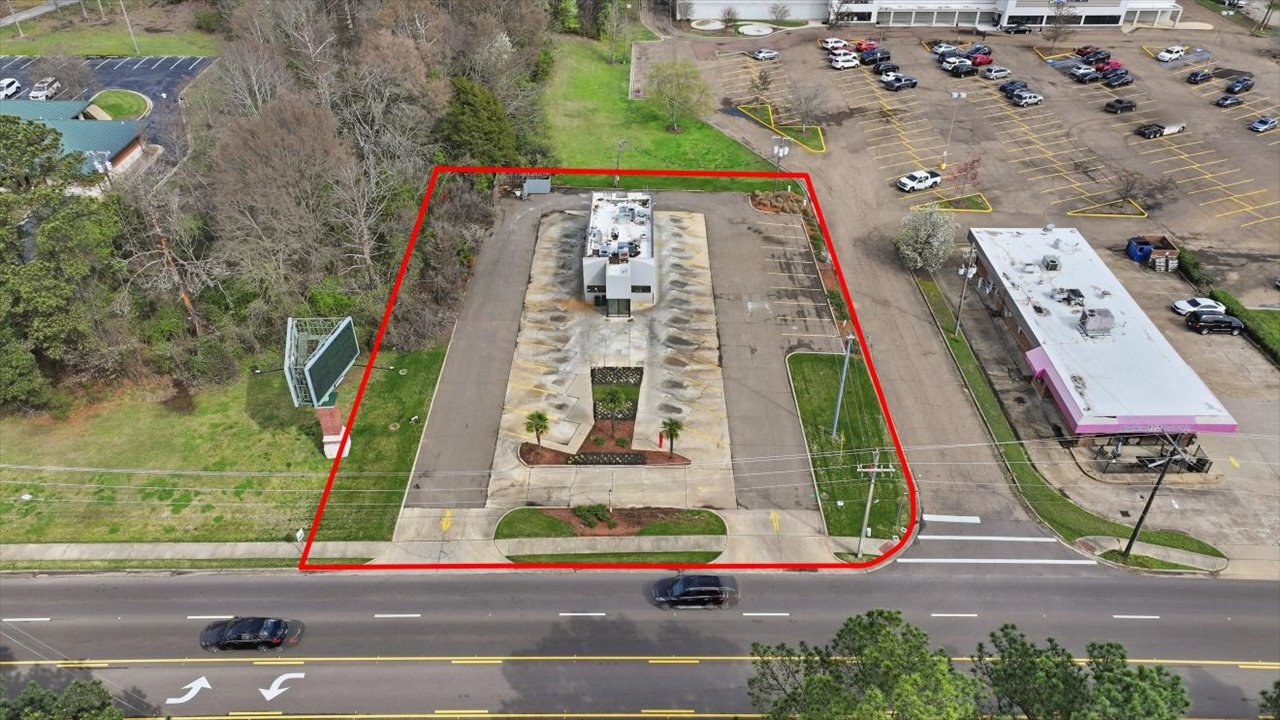 1900 E County Line Rd, Ridgeland, MS for Sale