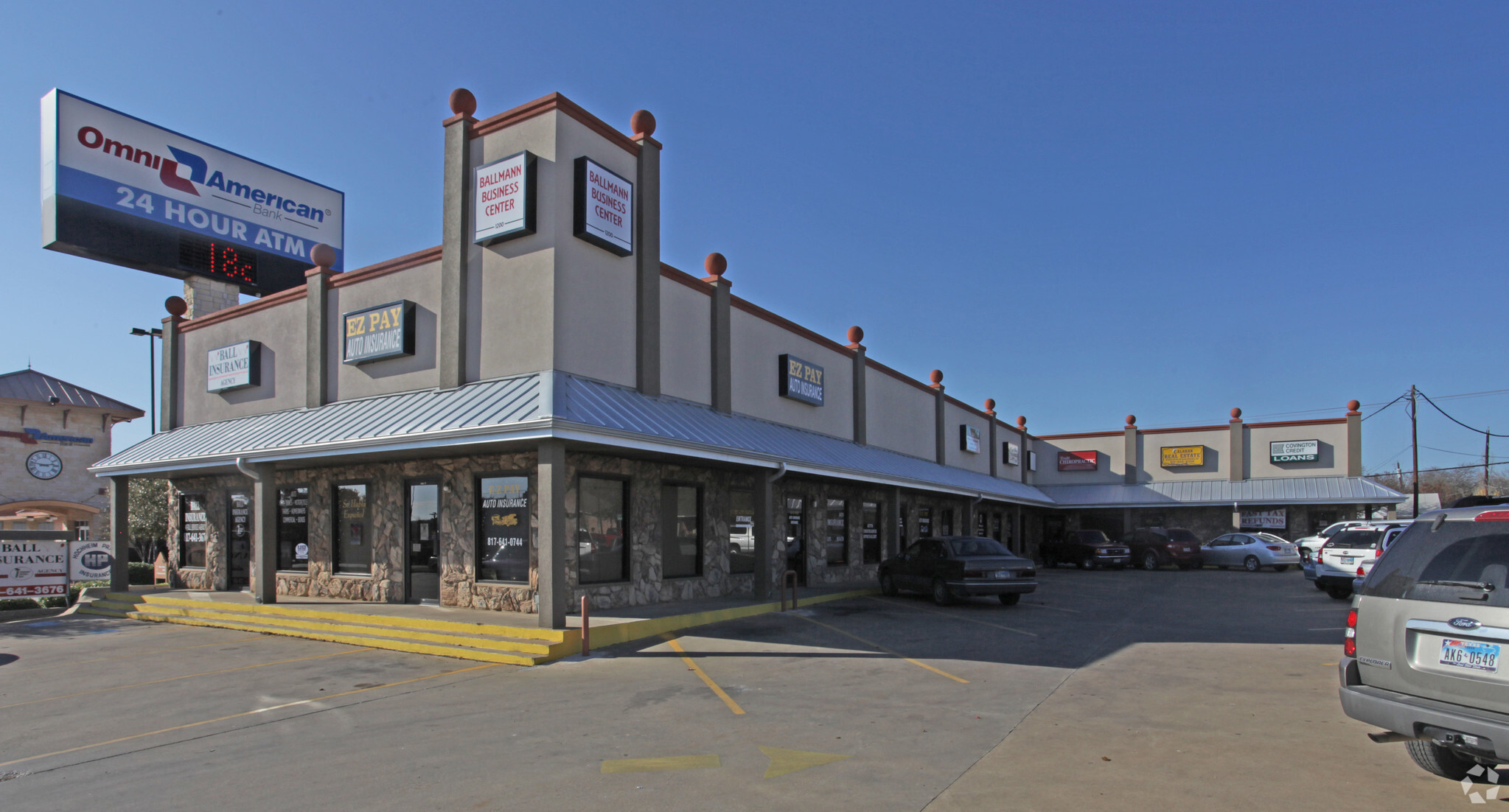 1200 W Henderson St, Cleburne, TX for Rent