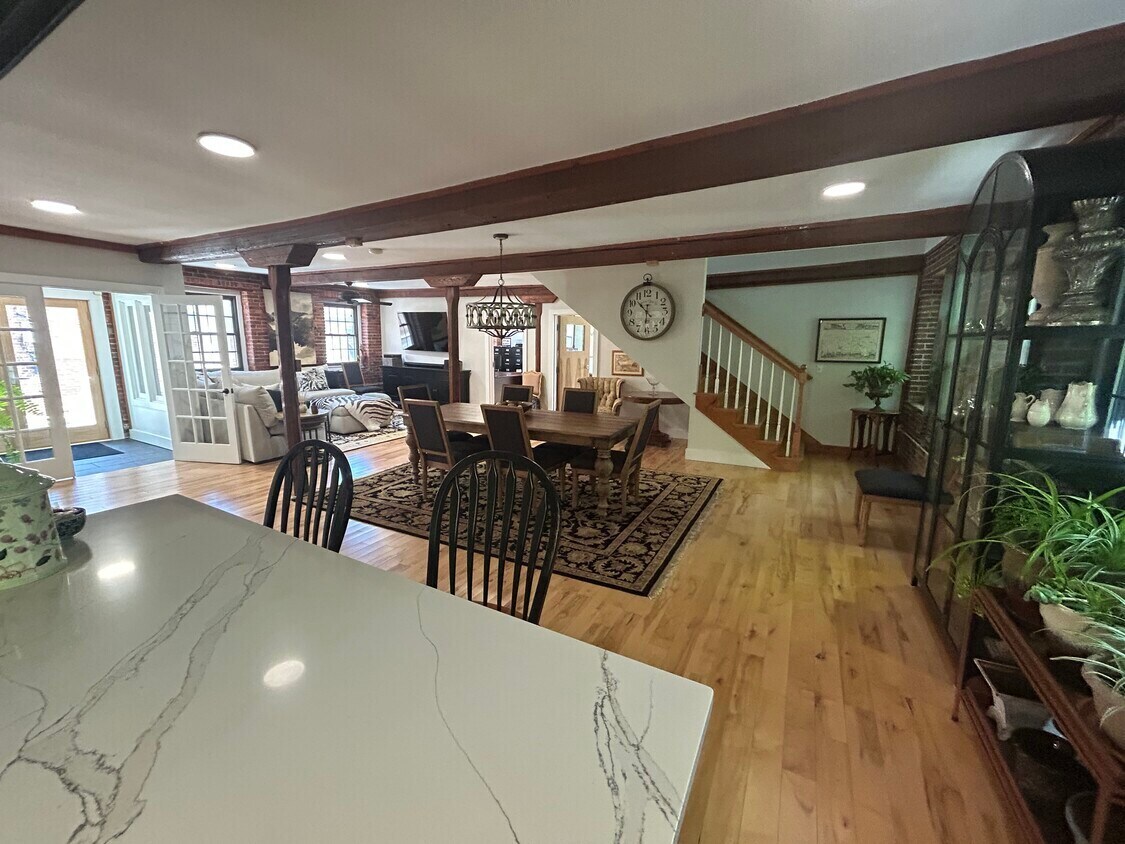 7 Water St, Amesbury, MA for Rent