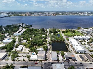 Bradenton, FL Commercial - 825 3rd Ave E